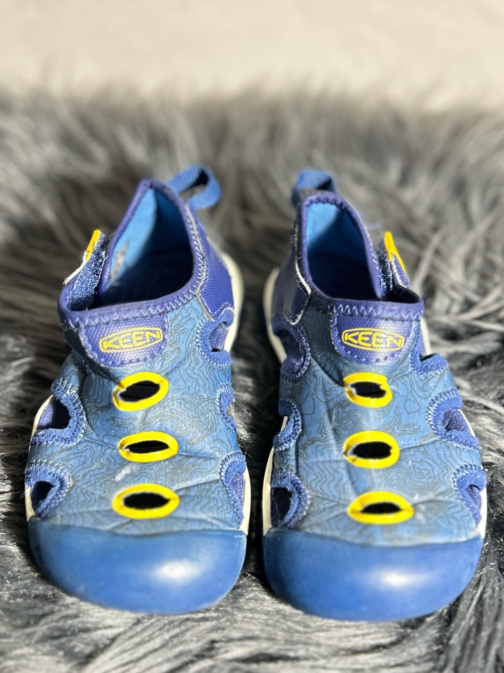 KEEN Kids' Stingray Sandal Kids Blue and Yellow Sport Sandal Sz 9 - Picture 5 of 9